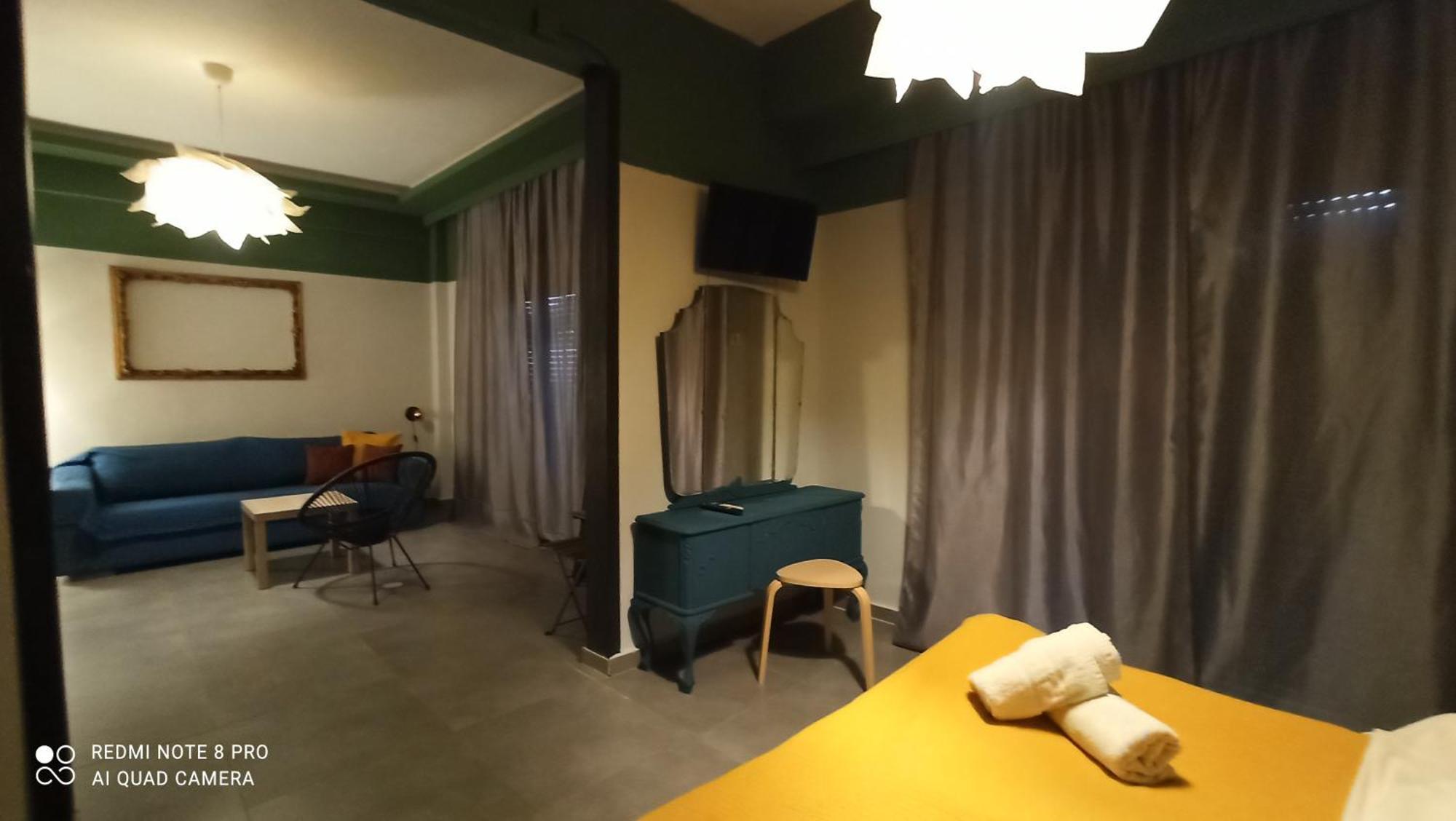 Thess Rooms Agion Panton 12 Salonicco Esterno foto